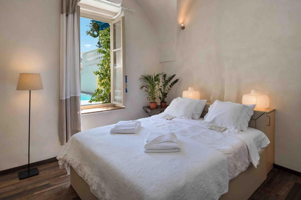 Sandandstone Villa Santorini Megalochori  Eksteriør bilde